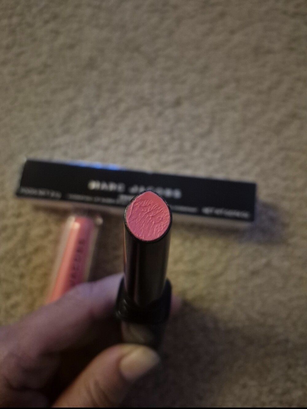 Marc Jacobs Enamored Hydrating Lip Gloss Sweet Escape "Please Read" - Picture 2 of 4